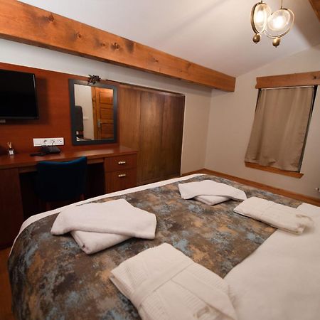 Ahiska Palas Otel كارس المظهر الخارجي الصورة