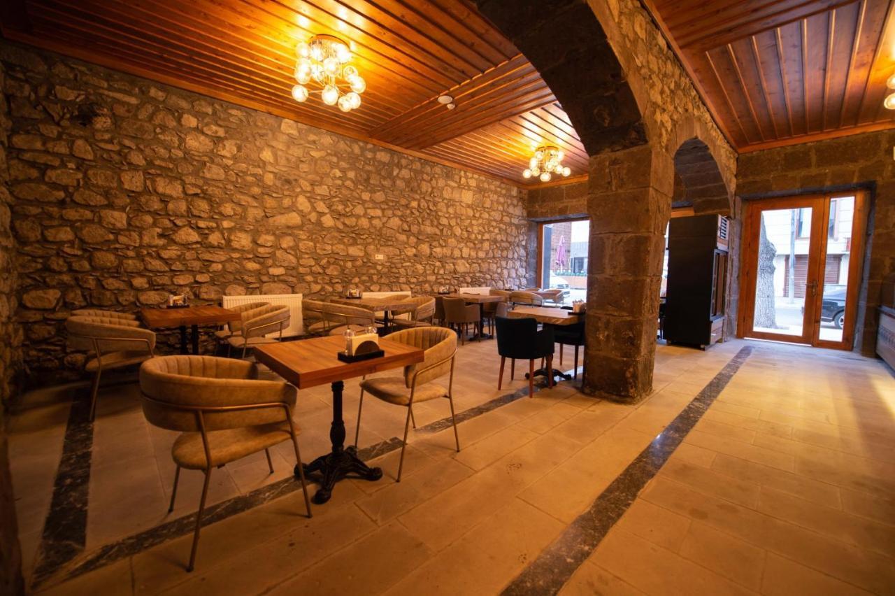 Ahiska Palas Otel كارس المظهر الخارجي الصورة